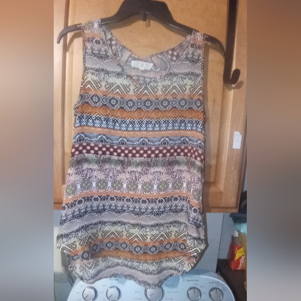 Bundle Of 3 Ladies Tops - Picture 6 of 7